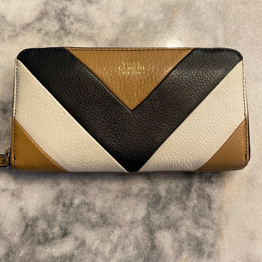 Vince Camuto Wallet